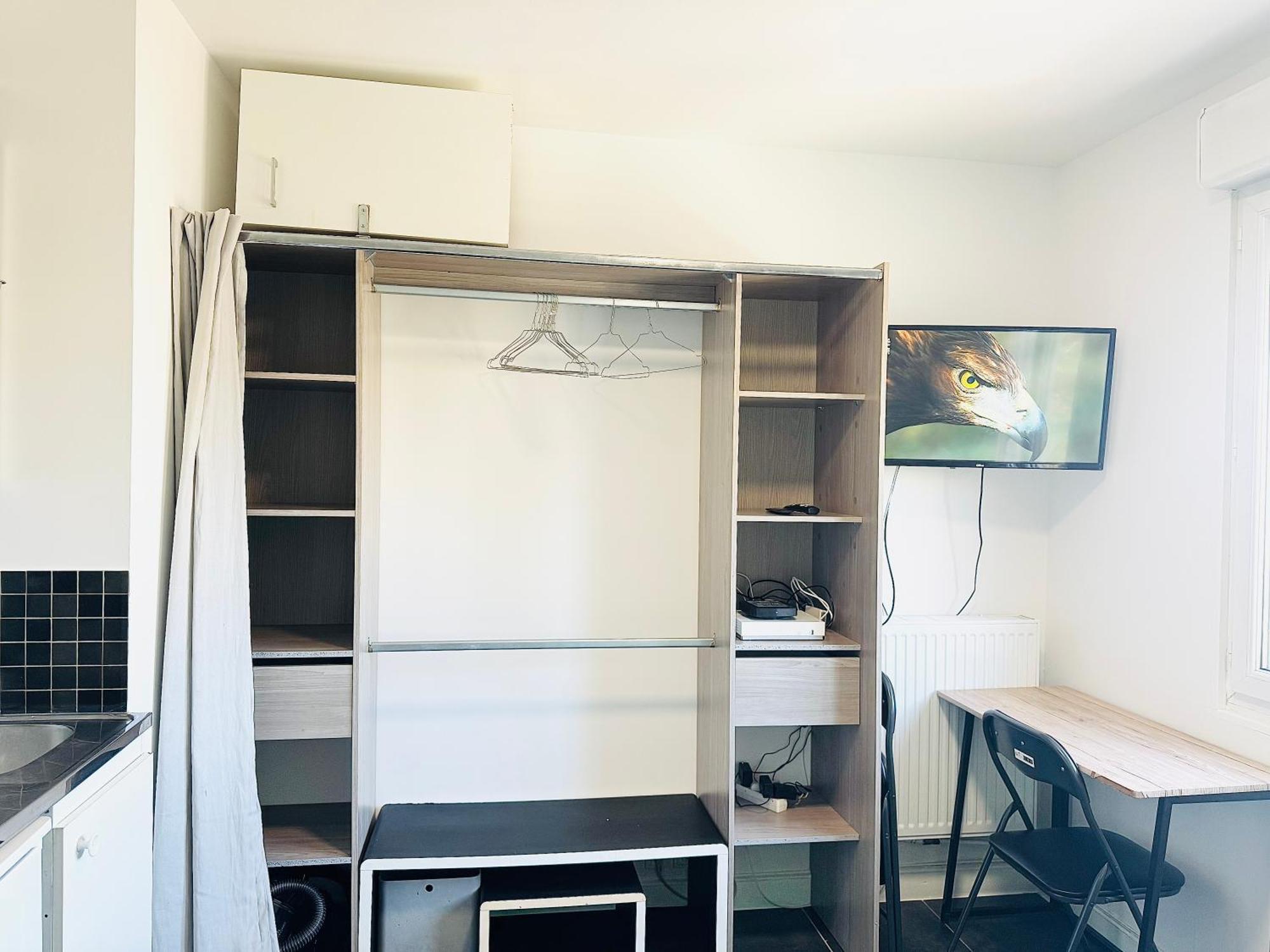 Appartement A 300 Metres De La Gare Et 25 Minutes De Paris En Train